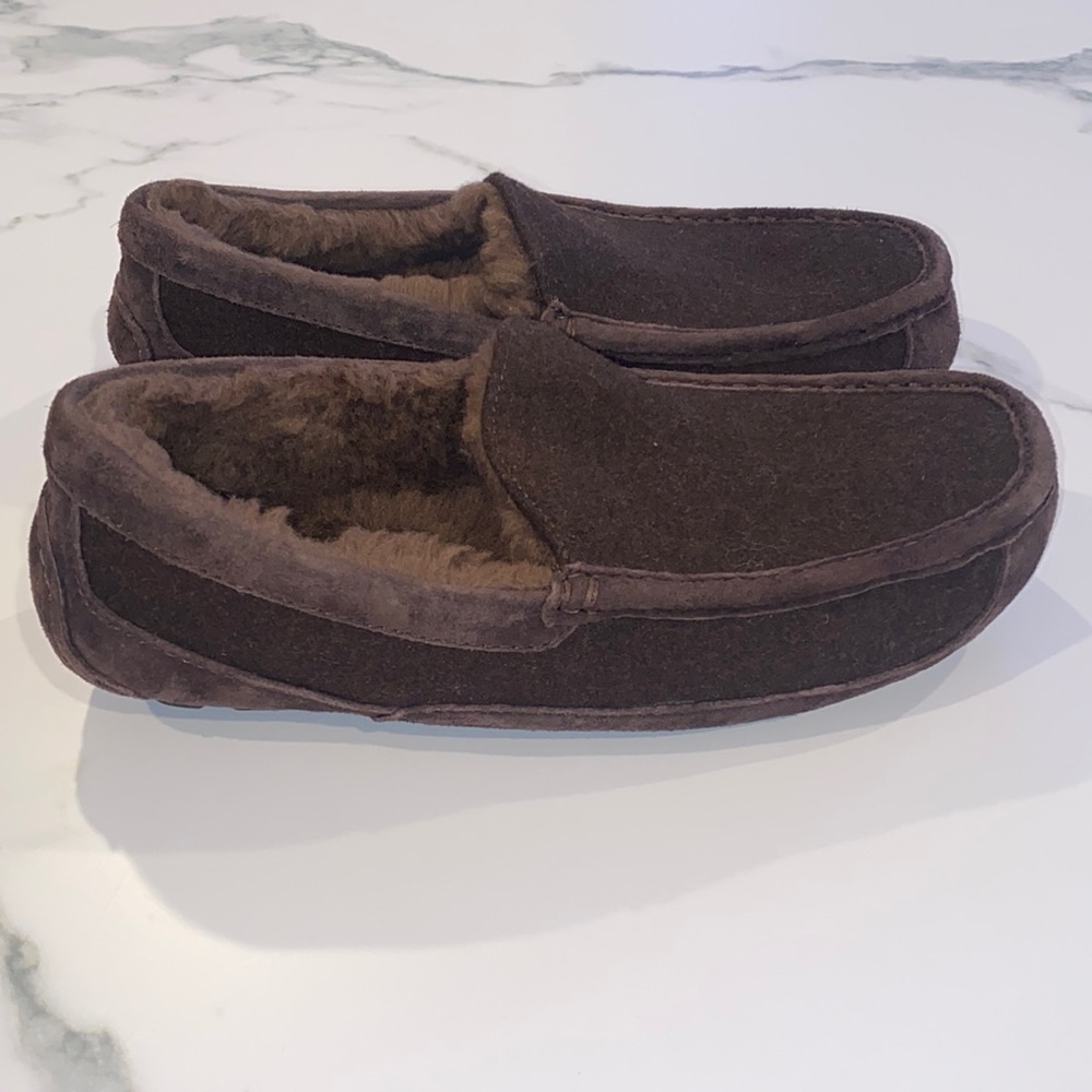 NEW UGGS ASCOT MEN’S SLIPPERS - Picture 2 of 4